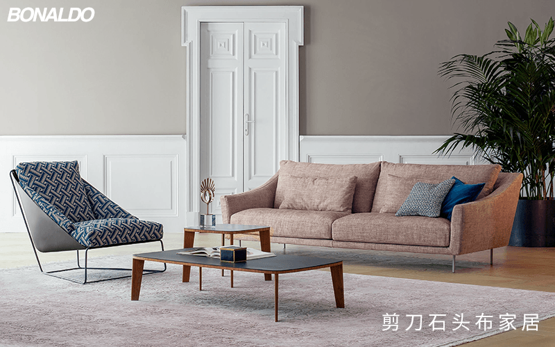 Title: The Art of Lingnan Sofa-speak: A Masterpiece of Southern Chinas Cultural Heritage