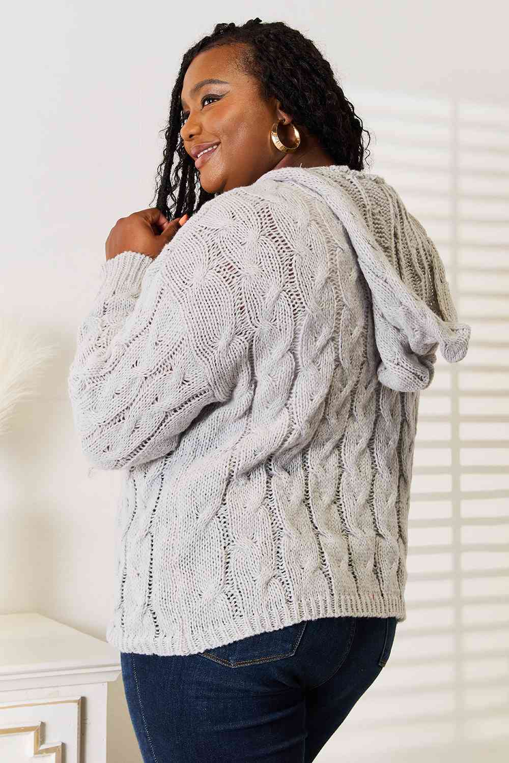 The Ultimate Guide to Knitting a Lady’s Cashmere Sweater