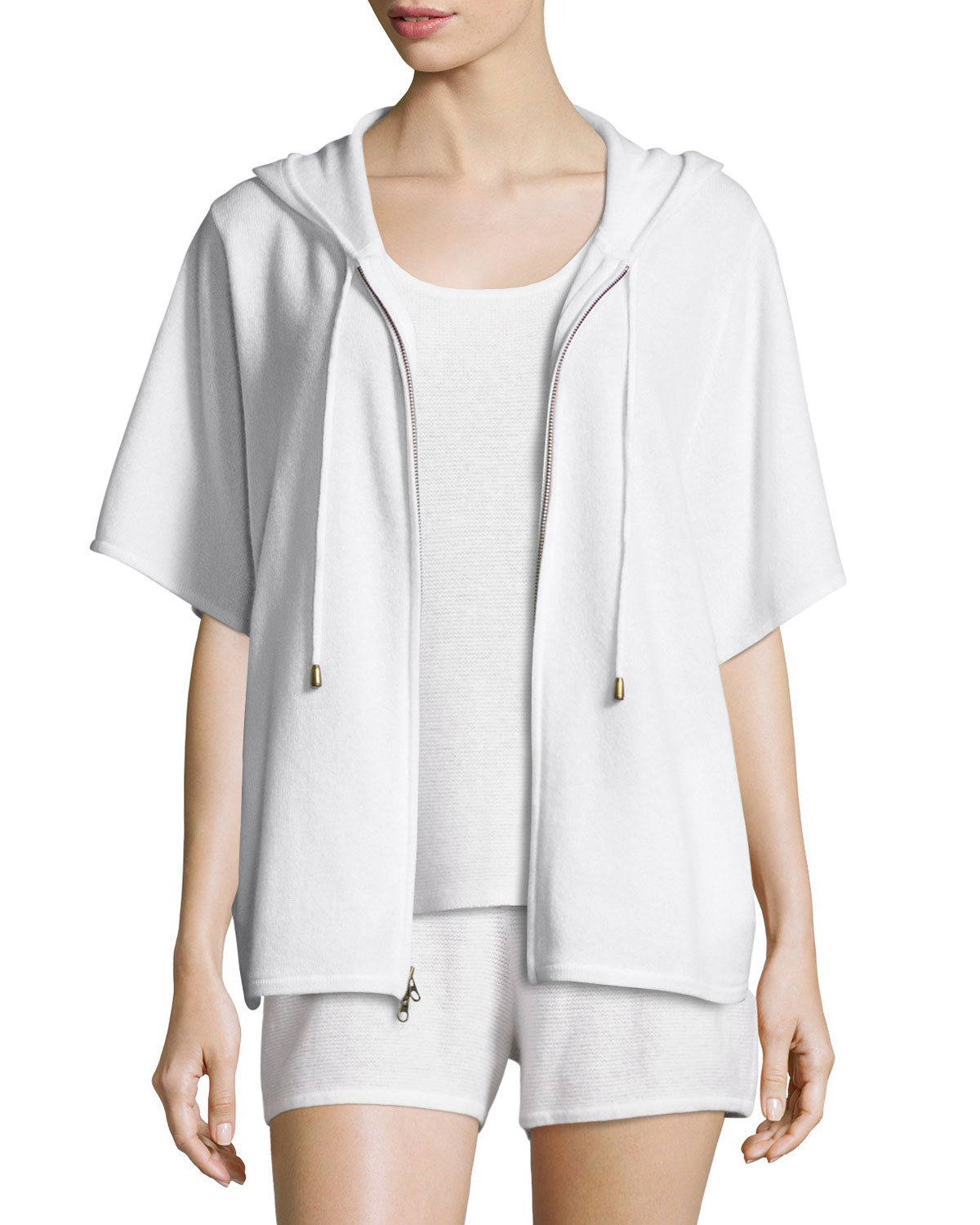 Title: The Unique Charm of Cashmere Short-Sleeve Upper