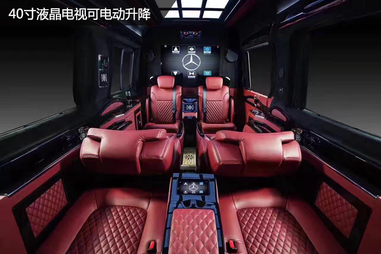 Title: Wrapped in奢华，包真皮座椅的奇幻之旅