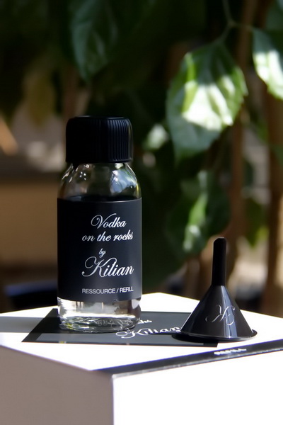 The Magic of Silk Oil: A Unique Blend of Beauty and Wellness